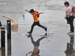 Por el paso del Huracán Lidia se suspenderán clases en ocho municipios de Jalisco. EL INFORMADOR/ ARCHIVO.