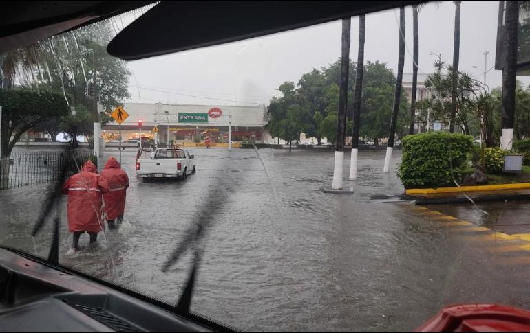 El SMN solicita extremar precauciones a la población en general por lluvias, viento y oleaje. EL INFORMADOR/Archivo