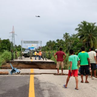 Huracán “Lidia” irrumpe en Jalisco y pega más a Autlán