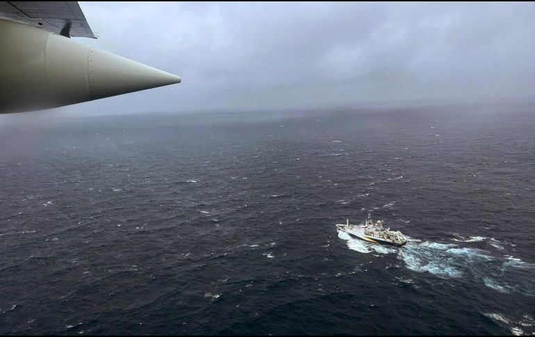 A bordo del Titán, los excursionistas podían participar en expediciones que en total duraban ocho días, aunque la inmersión hasta el Titanic a 3 mil 800 metros de profundidad duraba solo unas diez horas. AFP / ARCHIVO