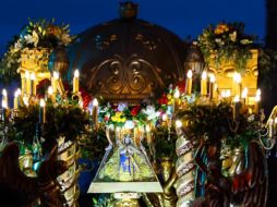 La Virgen de Zapopan salió muy temprano de Catedral rumbo a su Basílica. EL INFORMADOR / A. Navarro