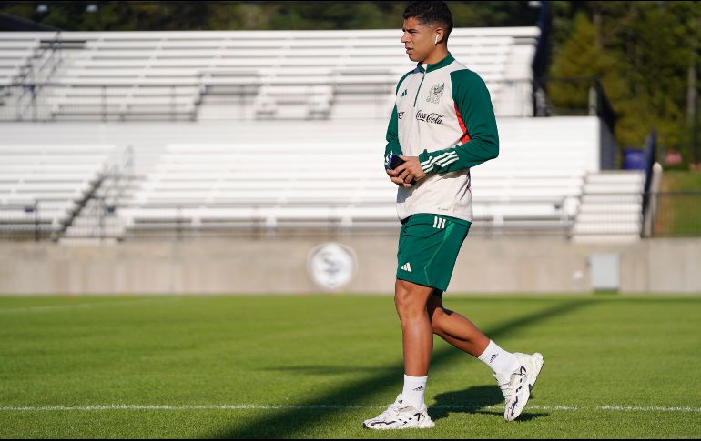 VÍCTOR GUZMÁN. Malas noticias para el cuadro Tricolor. IMAGO7