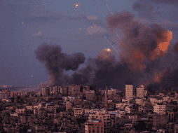 Hasta ahora se ha confirmado la muerte de trece franceses y la desaparición de otros 17, entre ellos cuatro menores, y de los que se teme que sean rehenes de Hamás. EFE.