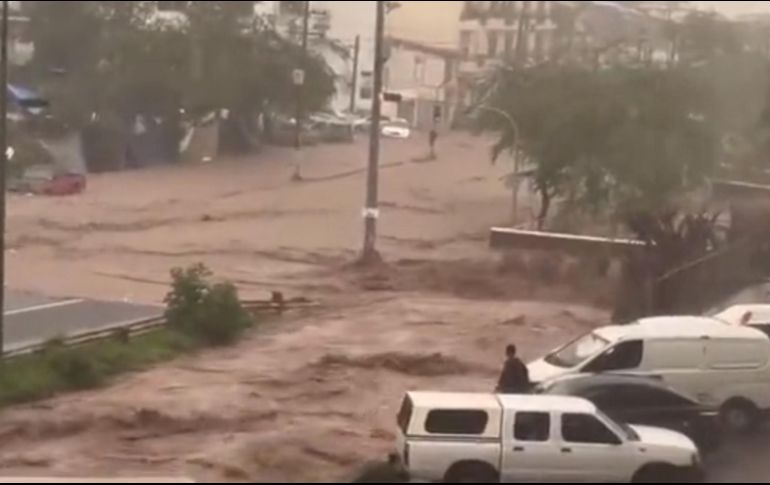 Las lluvias remanentes causadas por el paso del huracán 