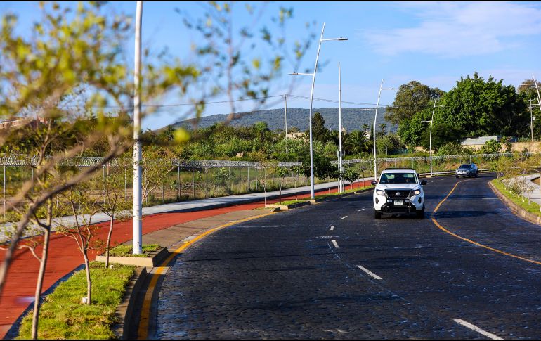 La obra cuenta con concreto hidráulico estampado y se incluye una ciclovía. EL INFORMADOR/ A. Navarro