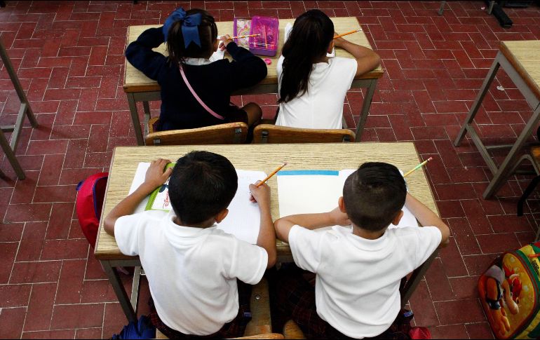 Aquellos que recibirán el dinero este mes son los estudiantes de educación básica. EL INFORMADOR / ARCHIVO