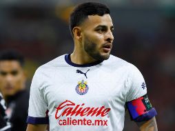 La permanencia de Alexis Vega en el Guadalajara se ve muy difícil, pues la directiva ya le dejó en claro que no entra en planes para el próximo torneo. IMAGO7