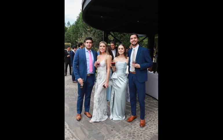 Diego Sahagún, Paulina Gutiérrez, Paola González y Bernardo Gutiérrez. GENTE BIEN JALISCO/ TONY MTZ @tonymtzphoto