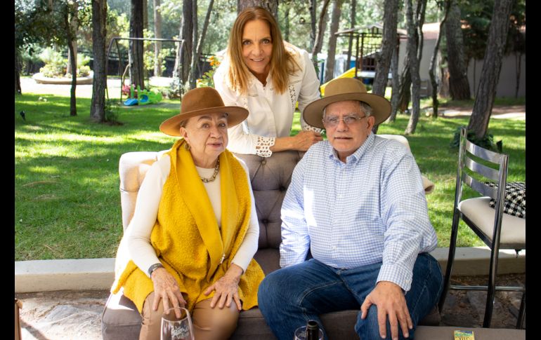Irma Manzano, Begoña de la Torre y Jorge Pereda. GENTE BIEN JALISCO/ Christian Pérez