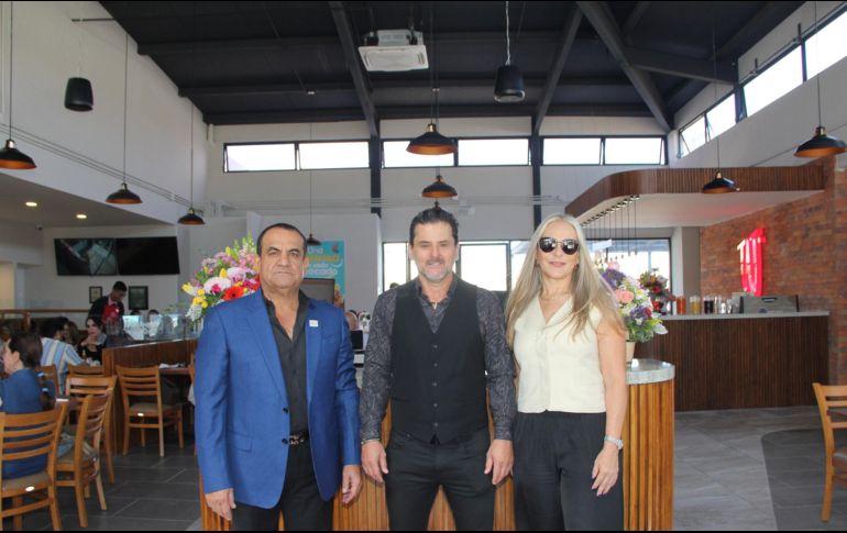 Manuel Gómez, Raymundo Zavala y Susana Canales. GENTE BIEN JALISCO/ Esmeralda Escamilla