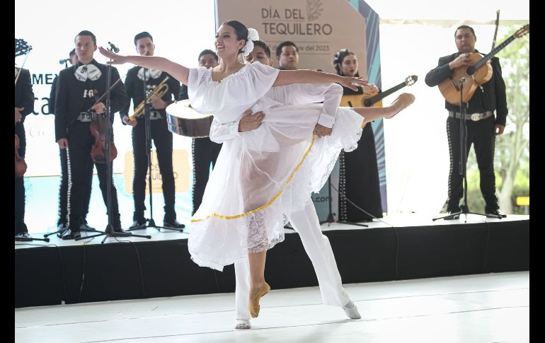 Al evento sobre el proyecto de la primera planta pública acudieron distintos empresarios y políticos. EL INFORMADOR / H. Figueroa