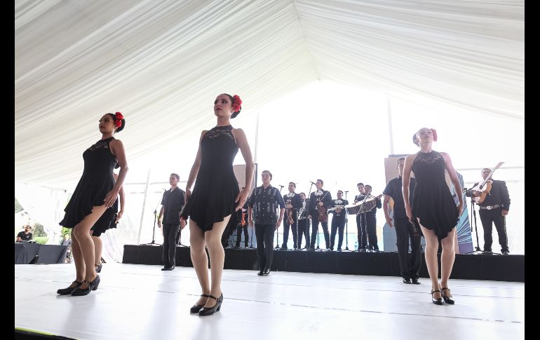 Al evento sobre el proyecto de la primera planta pública acudieron distintos empresarios y políticos. EL INFORMADOR / H. Figueroa