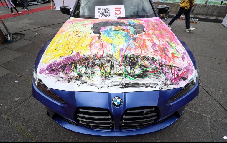 Más de 20 coches de marcas de lujo fueron intervenidos por artistas locales. EL INFORMADOR/ H. Figueroa