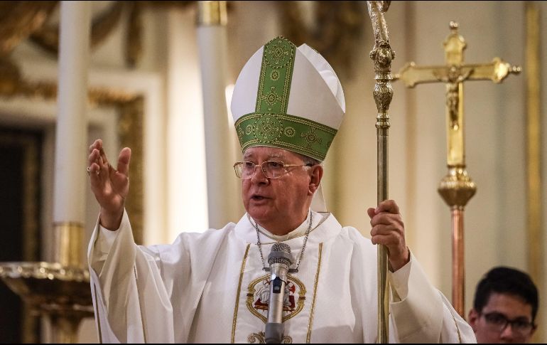 El Arzobispo de Guadalajara, Francisco Robles Ortega hizo una invitación este domingo para que la comunidad se sume a las cruzadas juvenil y matrimonial. EL INFORMADOR / H. Figueroa