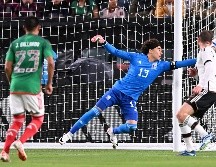 GUILLERMO OCHOA. El ex arquero del América ha destacado en Copas Oro, Eliminatorias y ha tenido buenas actuaciones en los mundiales, sin embargo, todo por servir se acaba. IMAGO7