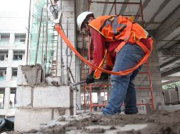 La reforma a la LFT reduciría la jornada laboral de 48 a 40 horas semanales. EL INFORMADOR/ ARCHIVO