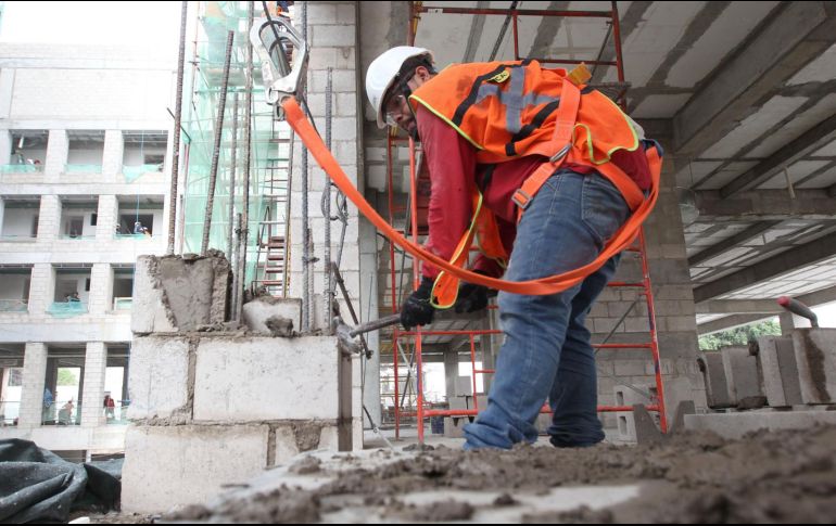 La reforma a la LFT reduciría la jornada laboral de 48 a 40 horas semanales. EL INFORMADOR/ ARCHIVO