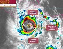 Se esperan rachas de viento de 250 a 270 km/h y oleaje de 8 a 10 metros de altura en costas de Guerrero y Oaxaca. ESPECIAL/SMN