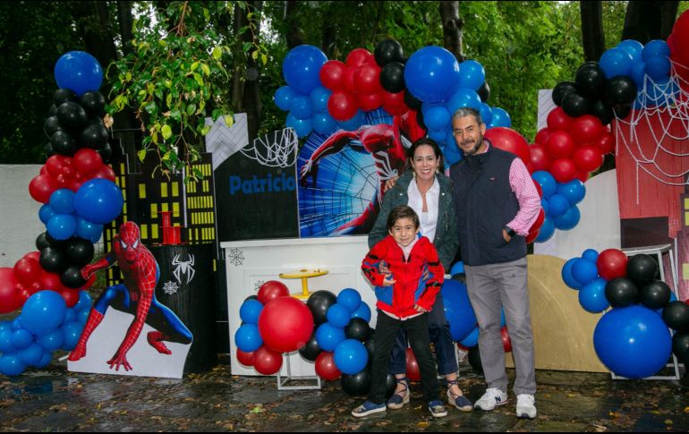 Sandra López, Antonio Soto y Patricio Soto. GENTE BIEN JALISCO/ Jorge Soltero