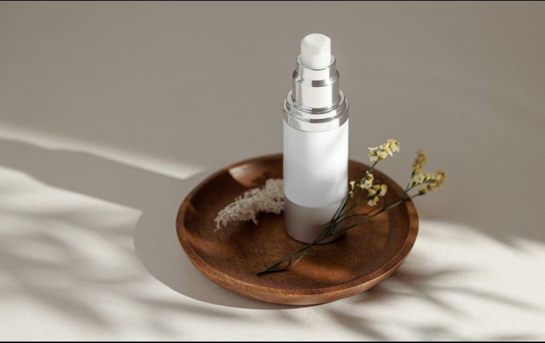 Estos suavizantes ayudan a identificar de una manera muy fácil saber si la ropa está limpia con su delicioso olor, sin embargo, este suele durar solo algunas horas debido a que se evapora. unsplash / Andrzej Gdula