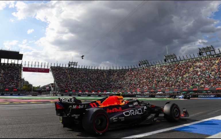 El recinto abrió sus puertas a las 08:00 horas y desde ese momento se registraron largas filas que salían desde el metro para aprovechar cada minuto de la actividad de este viernes. CORTESÍA / Red Bull Content Pool
