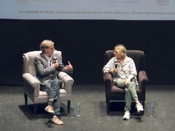 La actriz (izquierda) participó en una charla, en el marco del FICM. AP