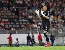 Nahuel Guzmán se rehúso a continuar el juego en el partido de Chivas vs Tigres. EL INFORMADOR/H. Figueroa.