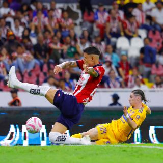 Tigres amarga la fiesta en el Estadio Jalisco y golean a las Chivas