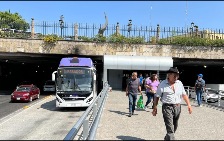 Tras aplicar los protocolos correspondientes, los elementos desarmaron al hombre, identificado como Iván Alejandro “S”, de 21 años. EL INFORMADOR/ ARCHIVO