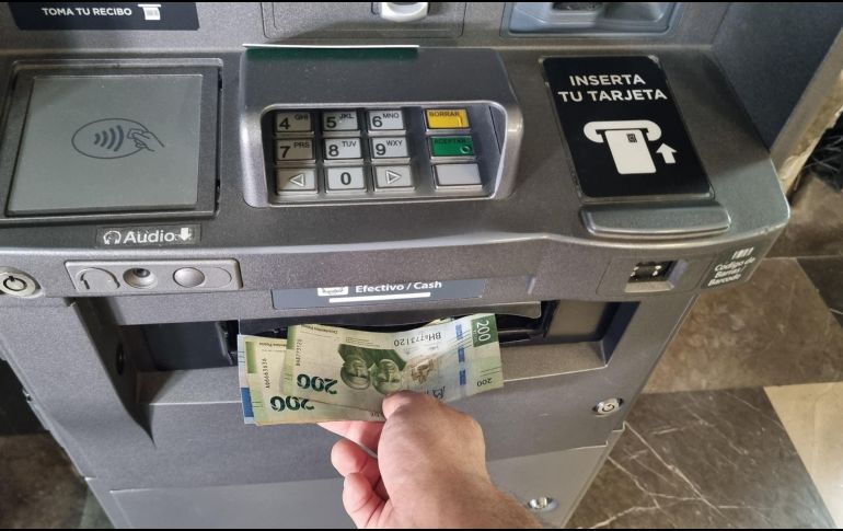 El Servicio de Administración Tributaria (SAT) afirma que la noción de impuestos sobre depósitos en efectivo realizados en instituciones bancarias es errónea. EL INFORMADOR/ ARCHIVO.