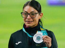 La fondista Laura Galván se llevó la medalla de plata tras poner a prueba su destreza en los 10 mil metros. EFE/ E. Garay.