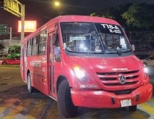 Daniel Sánchez, un chofer de esta ruta, explicó que la indicación es no parar el servicio. ESPECIAL