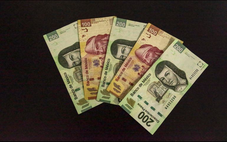 Para los trabajadores en el sector privado es de mínimo 15 días de salario. EL INFORMADOR / ARCHIVO