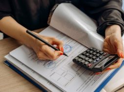 El tiempo que durarás en el Buró de Crédito es proporcional al tamaño de la deuda que tengas. Pexels.