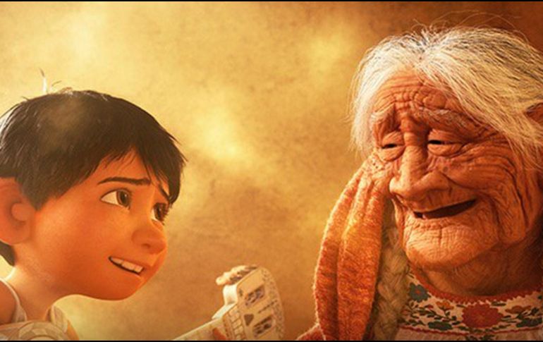 Este 2023 se colocó un altar de muertos en honor a la señora que inspiró Coco. ESPECIAL/ @DisneyPlus