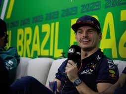 El año pasado Verstappen no cedió su posición a 