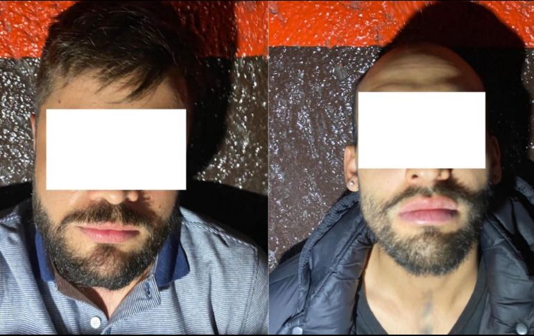 Aseguraron una escopeta al parecer calibre 12 y cuatro pistolas, tres aparentemente calibre 9 milímetros y una calibre 40. CORTESÍA / POLICÍA MUNICIPAL