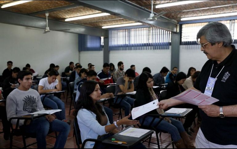 Una vez aplicado el examen, a partir del 13 de noviembre y hasta el 12 de diciembre de 2023 comprende el periodo para la carga de documentación para el efecto de concurso. EL INFORMADOR/ ARCHIVO.