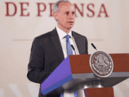 médicos residentes y pasantes de medicina, demandaron al Senado abrir una investigación en contra de López Gatell. SUN/ Archivo.