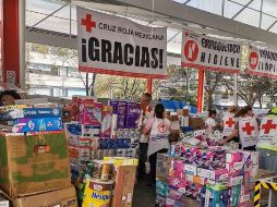 Plazas comerciales de la ciudad se unieron como centros de acopio para apoyar a la Cruz Roja. SUN/ARCHIVO