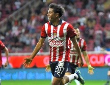 El canterano del Guadalajara, quien no había anotado desde la segunda jornada, volvió a ser factor en el marcador luego de que sentenciara a los cementeros al minuto 97. IMAGO7