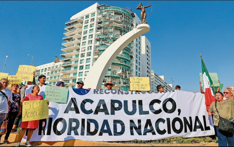 Damnificados se manifiestan para pedir ayuda. EFE