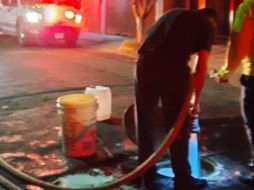 El drenaje de las zonas afectadas fue lavado con un material especial para aminorar el olor. TWITTER/UMPCyBZ