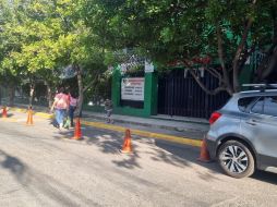 Los alumnos de un colegio en el Colli Urbano fueron retirados de manera voluntaria ante los extraños olores que se perciben en las calles. EL INFORMADOR / J. Velazco