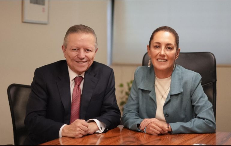 Tanto Zaldívar como el equipo de Sheinbaum no han aclarado si Zaldívar desempeñará un papel específico durante la campaña de la candidata, quien anteriormente fue jefa de Gobierno. TWITTER / @Claudiashein