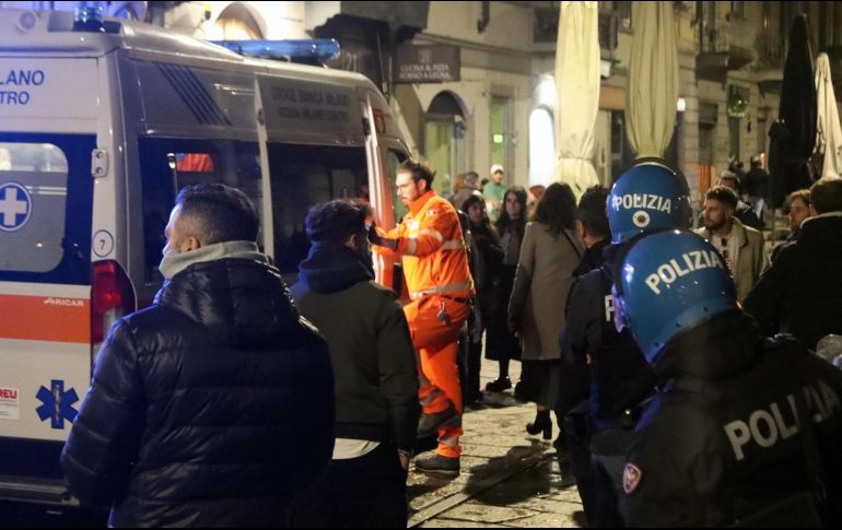 Un aficionado del club francés y un oficial de policía fueron apuñalados. EFE/ P. Salmoirago.