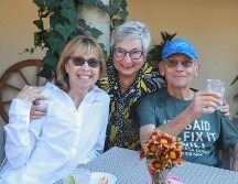 Sharon bennett, Mary Bragg y John Vito. GENTE BIEN JALISCO/ Tony Martínez