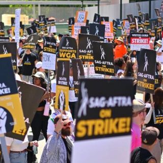 Huelga de actores de Hollywood finaliza tras lograr un acuerdo tentativo con estudios