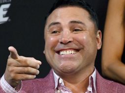 Óscar de la Hoya, dio su pronóstico en una hipotética pelea entre ambos boxeadores. AFP