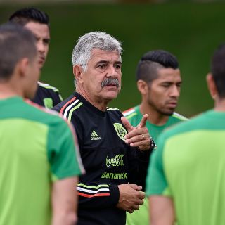 Tuca rompe el silencio y confiesa si le impusieron jugadores en el Tri